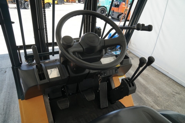 ขายถูกมาก Toyota 7FG10 ขนาดยก1ตัน เสาสูง3เมตร เครื่องเบนซิน+LPG ติดตั้งจากโรงงานที่ญี่ปุ่น