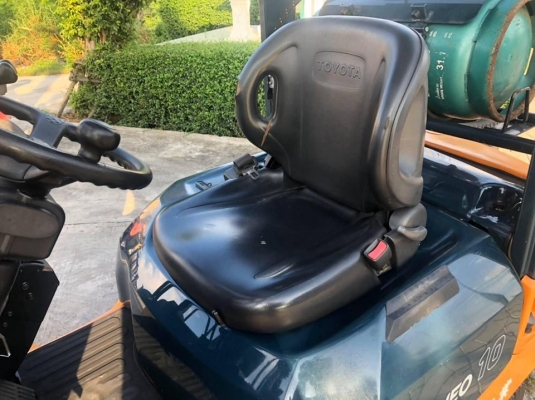 ขายถูกมาก Toyota 7FG10 ขนาดยก1ตัน เสาสูง3เมตร เครื่องเบนซิน+LPG ติดตั้งจากโรงงานที่ญี่ปุ่น