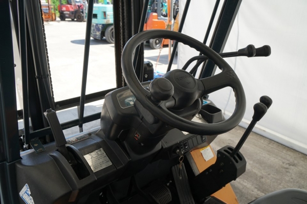 ขายถูกมาก Toyota 7FG10 ขนาดยก1ตัน เสาสูง3เมตร เครื่องเบนซิน+LPG ติดตั้งจากโรงงานที่ญี่ปุ่น