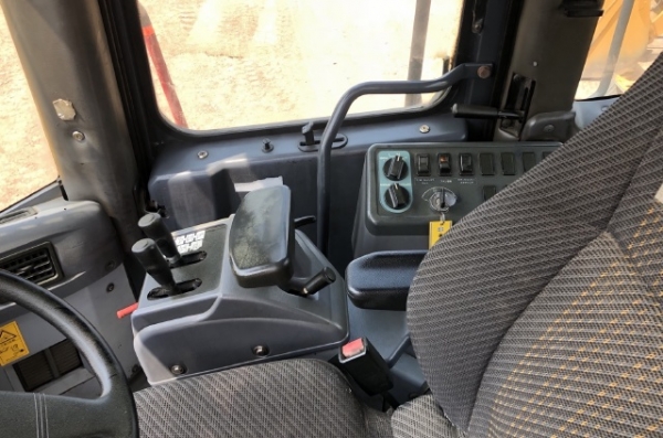 ขายรถตักล้อยาง KOMATSU WA430-5 นำเข้าเองจากญี่ปุ่น สภาพสวยพร้อมใช้งาน มีVDOการทำงานครับ