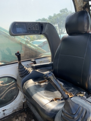 รถแบคโฮ ยีห้อ Kobelco รุ่น Sk200v เครื่องแห้ง  ไฟฟ้าครบ เอกสารแจ้งจำหน่ายจากอริยะ