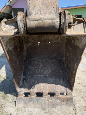 รถแบคโฮ ยีห้อ Kobelco รุ่น Sk200v เครื่องแห้ง  ไฟฟ้าครบ เอกสารแจ้งจำหน่ายจากอริยะ