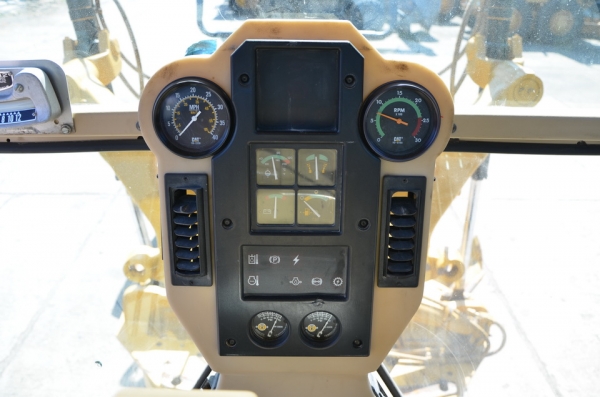 CATERPILLAR 140H S/N 2ZK081xx