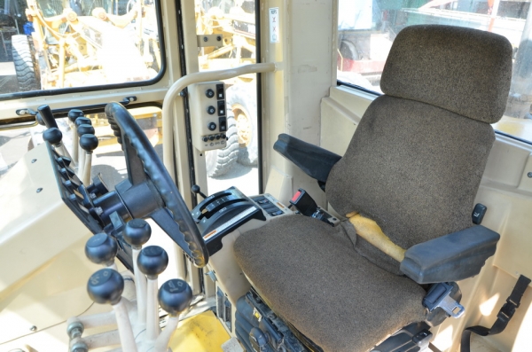 CATERPILLAR 140H S/N 2ZK081xx