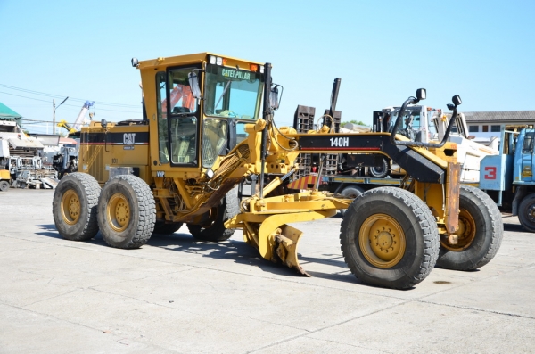 CATERPILLAR 140H S/N 2ZK081xx