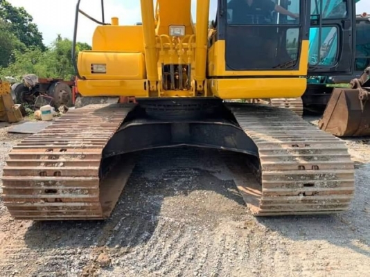 KOMATSU PC 200-MO