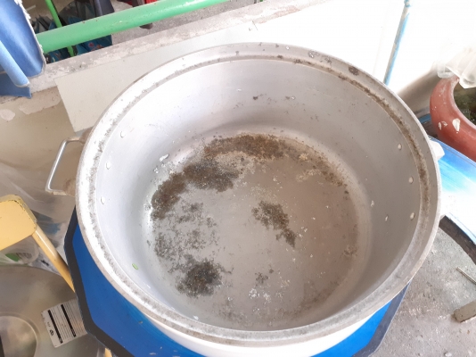 หม้อข้าวแก๊สต้มตุ๋น กะละมังถาด