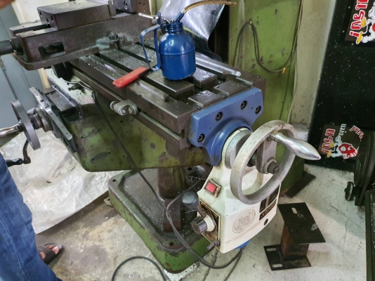 ขายเครื่องมิลลิ่ง M2