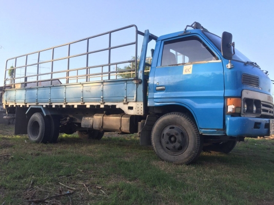 รถบรรทุก 6 ล้อใหญ่ Isuzu เครื่อง 100 แรงปี 34 ยาว 5 เมตร พร้อมใช้งานราคา 115,000 บ.รถอยู่สระบุร รถบรรทุก 6 ล้อใหญ่ Isuzu เครื่อง 100 แรงปี 34 ยาว 5 เมตร พร้อมใช้งานราคา 115,000 บ.รถอยู่สระบุร