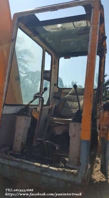 ขายถูกด่วนๆ รถขุดKOMATSU PC60-6  คอนโทรลน้ำมัน ,ปั๊มนิ้ว ,แทรคเหล็ก ,มีเก๋ง ,ใบมีดดัน ,สินค้าเก่านอก ขายตามสภาพ