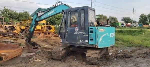 ขาย 275,000 ต่อรอง Sumitomo S160 F2  เครื่องดี ปั้มแรง โช่หนา เอวแน่น ไฟฟ้าตัด เอกสารซื้อขาย  รถอยู่  นครปฐม โทร 0610710295  สนใจ รายการสินค้า อื่นๆ ที่ เว็ปไชค์ Truck2Hand https://www.truck2hand.com/index.php?actions=content/search&amp;member_id=136193