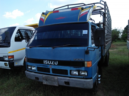 ISUZU. NPR. 115
