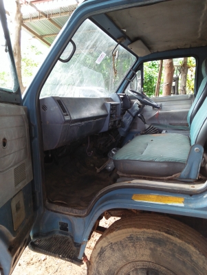 ISUZU. NPR. 115