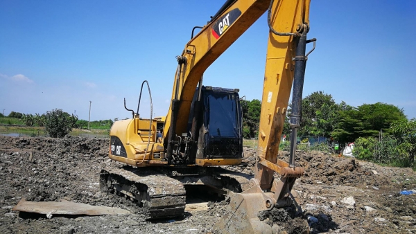 Caterpillar 312D/ ไฟฟ้าเต็ม ช่วงบนดี ช่วงล่างอ่อน ทำงานปกติ ประมาน 13xxx ชม. เอกสารใบแจ้งจำหน่าย Caterpillar 312D/ ไฟฟ้าเต็ม ช่วงบนดี ช่วงล่างอ่อน ทำงานปกติ ประมาน 13xxx ชม. เอกสารใบแจ้งจำหน่าย