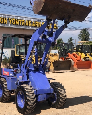 ขายรถตักล้อยาง MITSUBISHI WS200A (2XX ชั่วโมง) นำเข้าเองจากญี่ปุ่น สภาพสวยพร้อมใช้งาน มีVDOการทำงานครับ ขายรถตักล้อยาง MITSUBISHI WS200A (2XX ชั่วโมง) นำเข้าเองจากญี่ปุ่น สภาพสวยพร้อมใช้งาน มีVDOการทำงานครับ