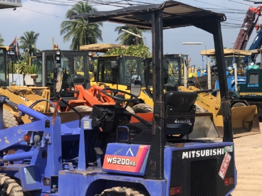 ขายรถตักล้อยาง MITSUBISHI WS200A (2XX ชั่วโมง) นำเข้าเองจากญี่ปุ่น สภาพสวยพร้อมใช้งาน มีVDOการทำงานครับ ขายรถตักล้อยาง MITSUBISHI WS200A (2XX ชั่วโมง) นำเข้าเองจากญี่ปุ่น สภาพสวยพร้อมใช้งาน มีVDOการทำงานครับ