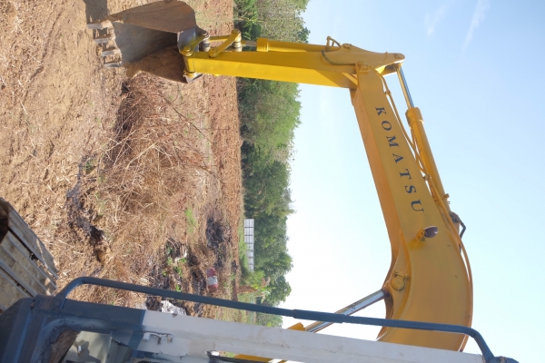 Komatsu PC60 รุ่น5 เครื่องดีเอวดีแน่นๆปั้มแรงๆ.