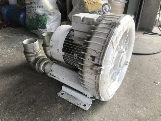ขายริงโบวเวอร์ดูด-เป่าอากาศ Ho Hsing 2HP. 380V made in Taiwan สภาพสวย หมุนนิ่ม ลมแรงมาก ขนาดท่อ 2นิ้ ขายริงโบวเวอร์ดูด-เป่าอากาศ Ho Hsing 2HP. 380V made in Taiwan สภาพสวย หมุนนิ่ม ลมแรงมาก ขนาดท่อ 2นิ้