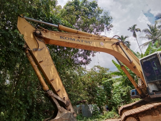 มีVDOขายKOMATSU PC200-5 ไฟเต็มไม่มีเอกสารราค 380,000