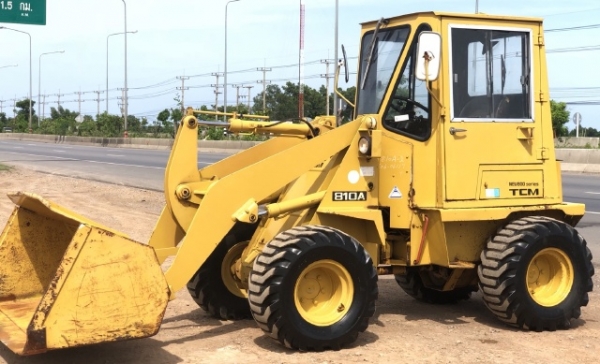 ขายรถตักล้อยาง TCM 810A-2 (เทียบเท่า WA30) (1,XXX ชั่วโมง) นำเข้าเองจากญี่ปุ่น สภาพสวยพร้อมใช้ มีVDOครับ