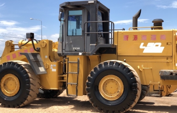 ขายรถตักล้อยาง TCM L50 นำเข้าเองจากญี่ปุ่น สภาพสวยพร้อมใช้งาน มีVDOการทำงานครับ