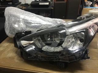 ขาย ไฟหน้า มาสด้า2 Skyactiv LED ตัวท็อป ของใหม่ 1คู่ซ้ายขวา