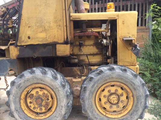 ขายรถเกรดKOMATSU GD313H ใช้งานได้เอกสารซื้อขายราคา 185,000