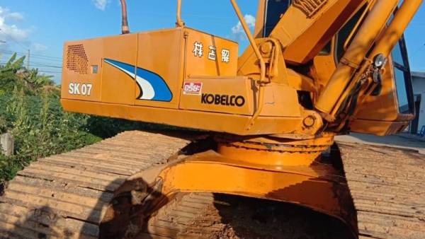 KOBELCO SK 200-7