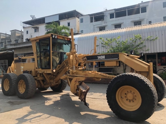 รถเกรด Cat140H-2ZK-08XXX ปี2003 ราคาดีดี เพียง 3.4 รถเกรด Cat140H-2ZK-08XXX ปี2003 ราคาดีดี เพียง 3.4