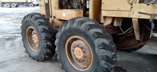 ขายรถขุรถบดและรถเกรด ขายรถขุรถบดและรถเกรด