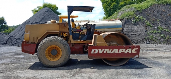 ขายรถขุรถบดและรถเกรด ขายรถขุรถบดและรถเกรด