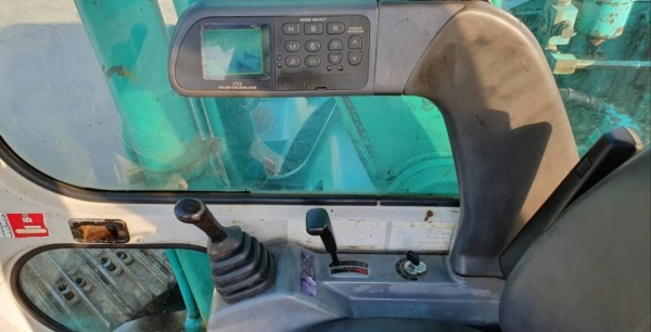 ขายด่วน780,000บาทรถแบคโฮKOBELCO-SK200MARK5มาร์ไฟร์รถนอกเพิ่งนำเข้ามายังไม่เคยใช้งานในเมืองไทยเลย