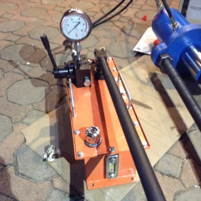 เครื่องอัดโซ่แทรกอื่นๆ ได้ทั้งดันและดึง