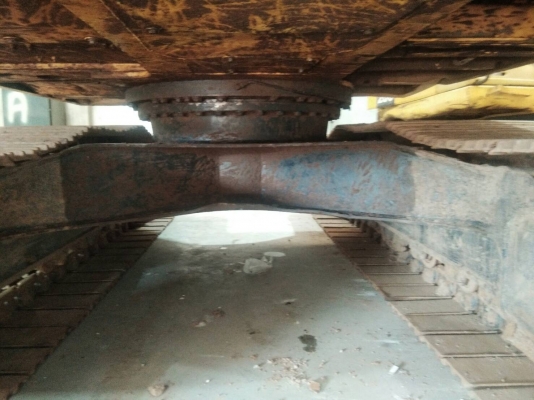 ขายKOMATSU PC200-8N1 เอกสารเล่มทะเบียนราคา 1,100,000
