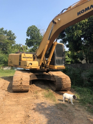 มีVDOขายKOMATSU PC200-6 ซีเรียล85,679 เอกสารเล่มทะเบียนราคา 685,000