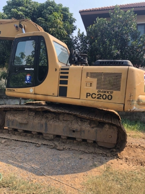 มีVDOขายKOMATSU PC200-6 ซีเรียล85,679 เอกสารเล่มทะเบียนราคา 685,000