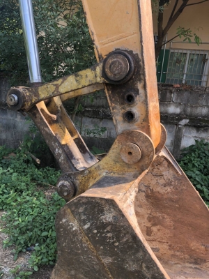 ขายKOMATSU PC200-6 ไฟเต็มเอกสารเล่มทะเบียน ซีเรียล85,670 ราคา 685,0000