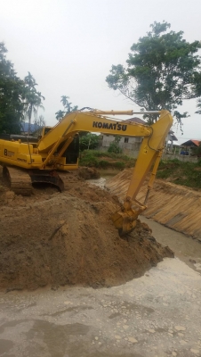 ขายKOMATSU PC200-8MO 5000ชม.ราคา 2,400,000
