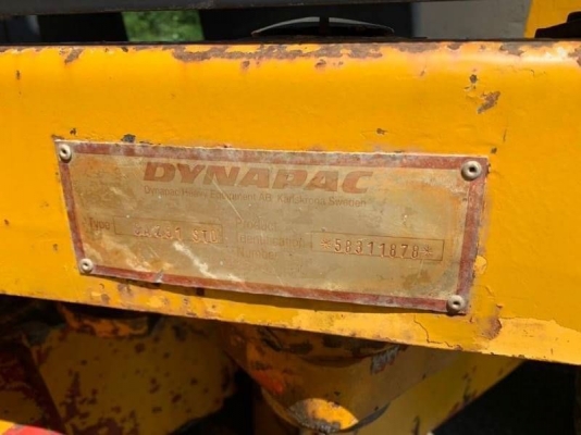 รถบดDYNAPAC  CA251