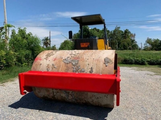 รถบดDYNAPAC  CA251