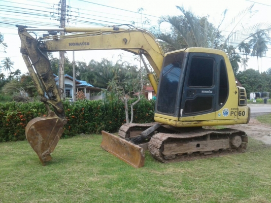 ขายKOMATSU PC60-7 ไฟครบเอกสารอินวอยราคา 750,000