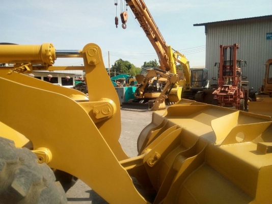 รถตักล้อยาง KOMATSU รุ่น WA 300-3