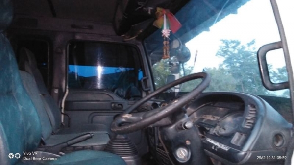 ขาย 599,000 ต่อรอง ISUZU DECA 195 -Turbo ยาว 7.2 เมตร ตู้ 10 บาน เครื่องยนต์ 6HE1-195 แรง หัวบาง  ยางดี คัสชีสวย เอกสารเล่มทะเบียน  รถอยู่  บุรีรัมย์ โทร 0610710295  สนใจ รายการสินค้า อื่นๆ ที่ เว็ปไชค์ Truck2Hand https://www.truck2hand.com/index.php?acti
