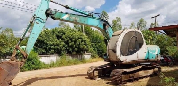ขาย 395,000 ต่อรอง KOBELCO SK120 MARK 5 ธรรมดา เครื่องดี ปั้มแรง โซ่หนา เอวแน่น ไฟฟ้าครบ (กล่อง จอ มอเตอร์คันเร่งครบ) เอกสารอินวอยท์  รถอยู่  หนองบัวลำถู โทร 0610710295  สนใจ รายการสินค้า อื่นๆ ที่ เว็ปไชค์ Truck2Hand https://www.truck2hand.com/index.php?