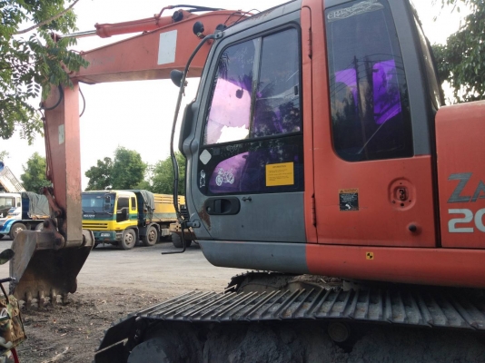 HITACHI ZX200-1 เอกสารอินวอย สภาพเดิมๆ ราคา 1050,000