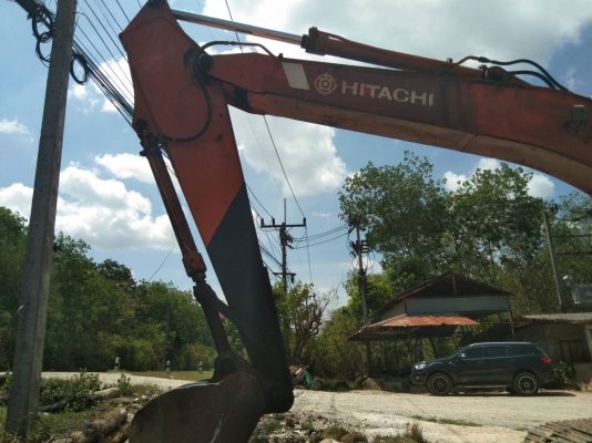 มี VDO ให้ชม.HITACHI EX200-5 ราคา 570000