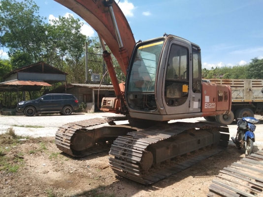 มี VDO ให้ชม.HITACHI EX200-5 ราคา 570000 มี VDO ให้ชม.HITACHI EX200-5 ราคา 570000