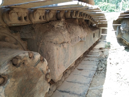 มี VDO ให้ชม.HITACHI EX200-5 ราคา 570000 มี VDO ให้ชม.HITACHI EX200-5 ราคา 570000