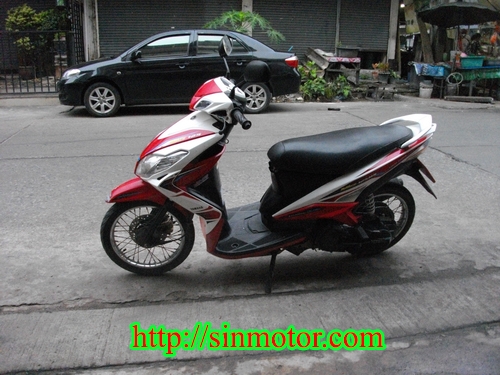 ขาย MIO 125 MX สีขาว-แดง สวยสด เครื่องเยี่ยม ราคา 17500 บาท