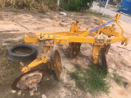 รถไถฟอร์ต 7840 พิเศษ แถมฟรี จอบหมุน ผานไถแบบผานสี่ และริปเปอร์